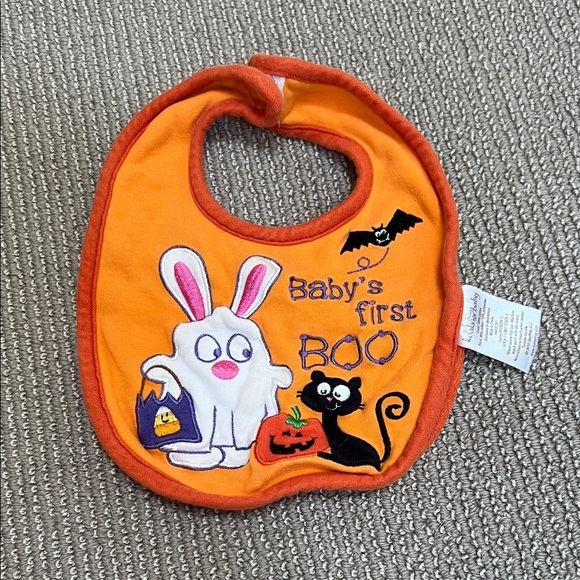 Baby's First Halloween Bib - Picture 1 of 3